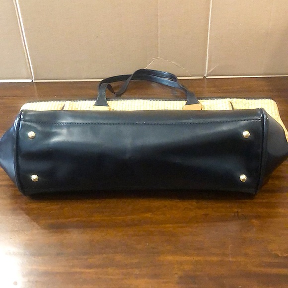 RALPH LAUREN Top Zipper Closure Black Handle Wicker Shoulder Bag with Storage - Picture 5 of 17